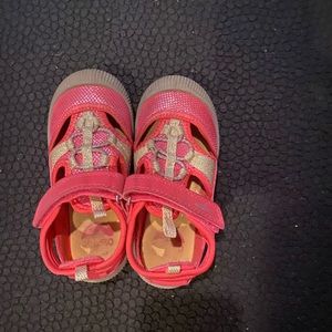 Toddler summer shoes. Gently worn.